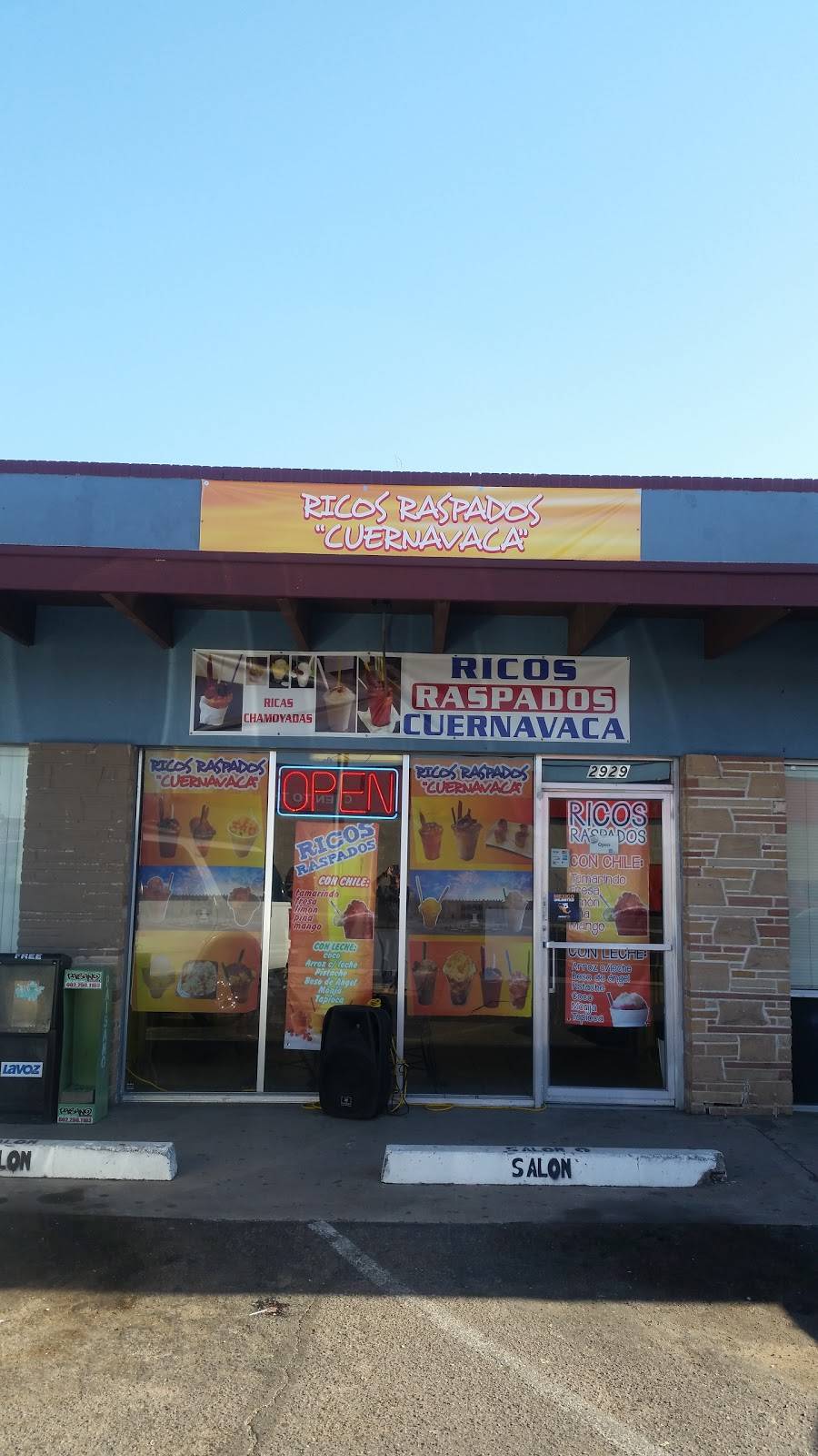 Ricos Raspados Cuernavaca | 2929 E McDowell Rd, Phoenix, AZ 85008, USA | Phone: (602) 327-9649