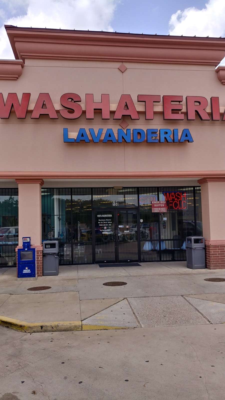 Express Wash-O-Matic Vista Washateria | 301 Vista Rd #150, Pasadena, TX 77504 | Phone: (281) 923-0099