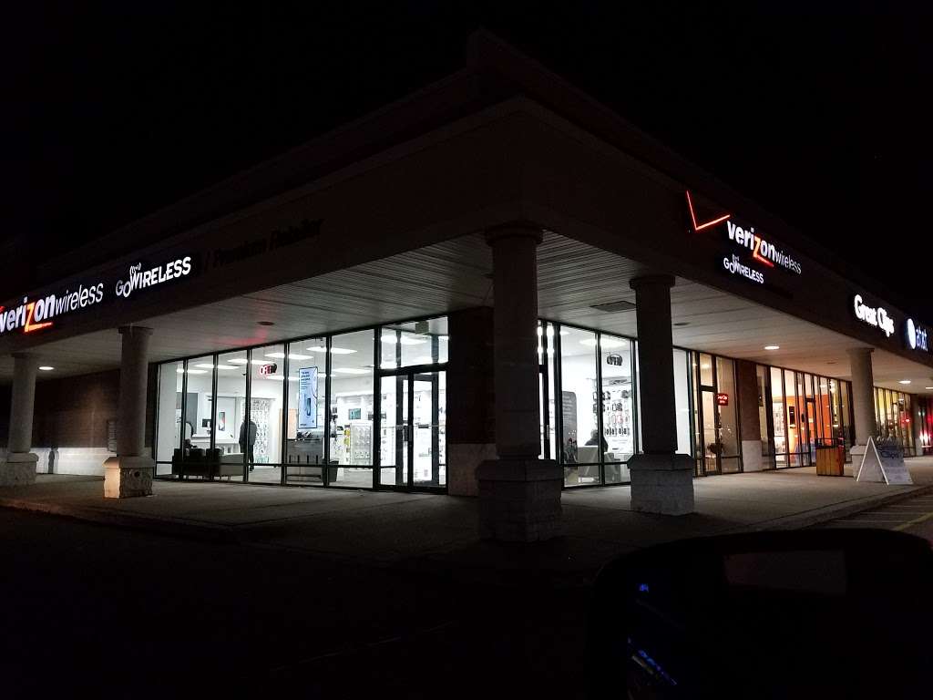 Verizon Authorized Retailer – GoWireless | 219 Lefante Way, Bayonne, NJ 07002, USA | Phone: (201) 339-1122