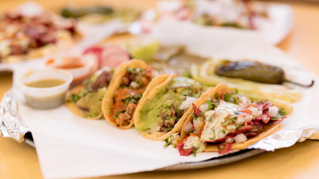 TJ Tacos | 802 E Valley Pkwy, Escondido, CA 92025, USA | Phone: (760) 294-7511