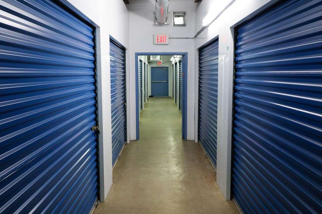 Storage Rentals of America | 8705 SE Federal Hwy, Hobe Sound, FL 33455 | Phone: (772) 222-3177