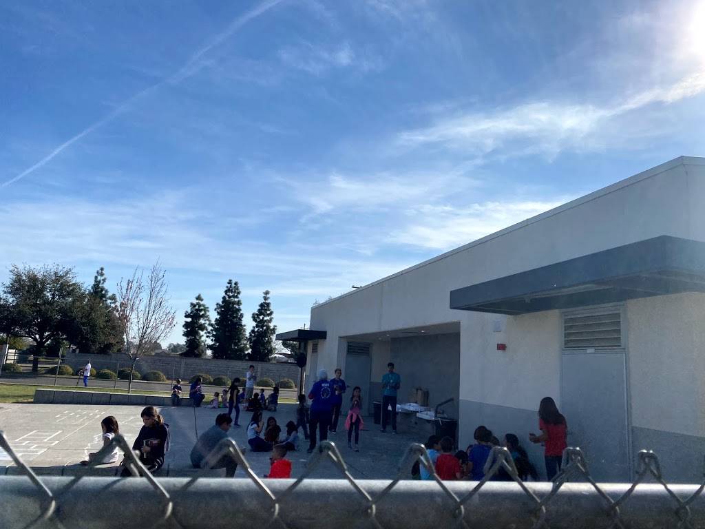 Reagan Elementary School | 3701 Ashlan Ave, Clovis, CA 93619, USA | Phone: (559) 327-8900 Reagan Elementary School | 3701 Ashlan Ave, Clovis, CA 93619, USA | Phone: (559) 327-8900