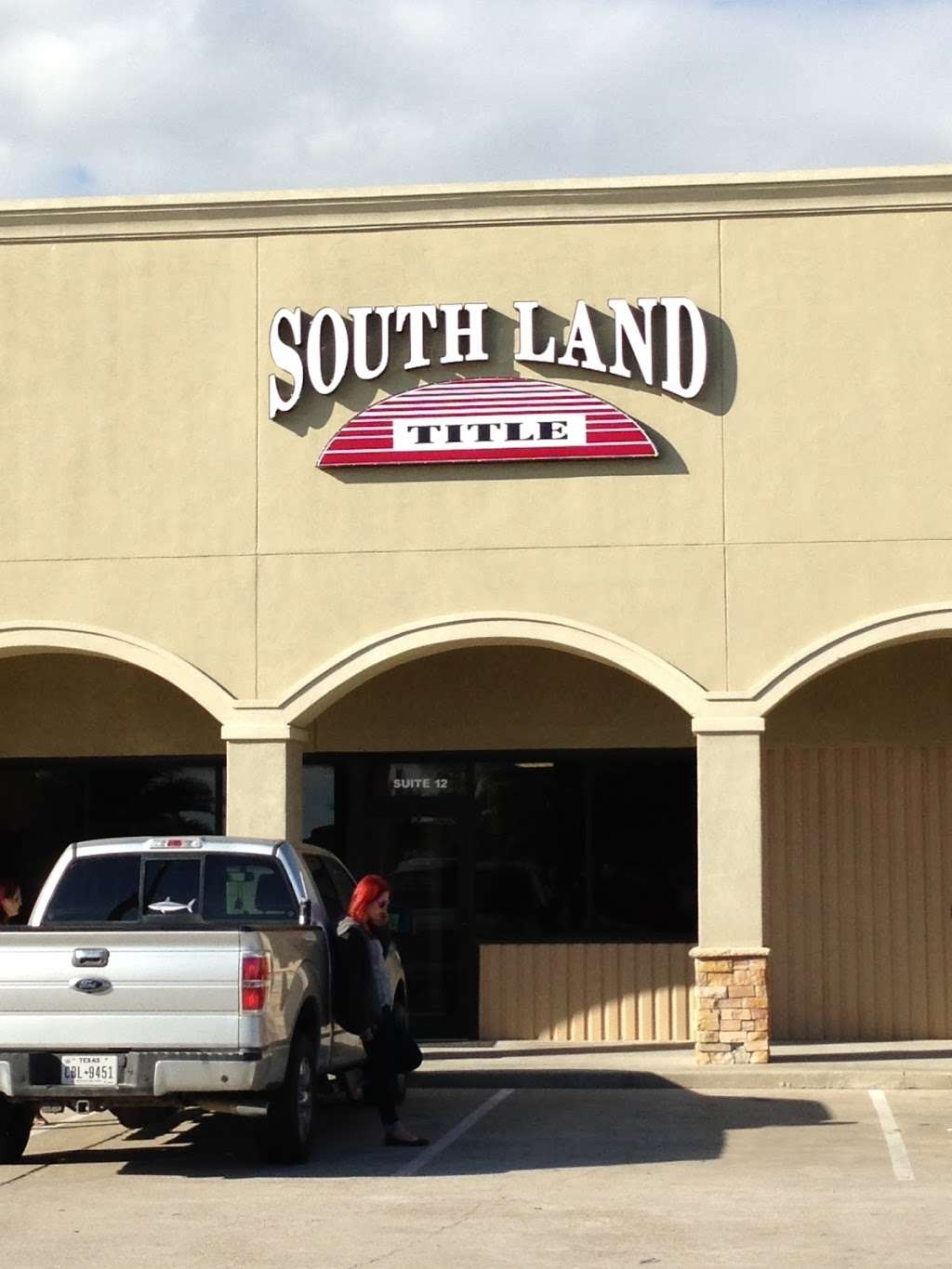 South Land Title, LLC | 2275 State Hwy 87 #12, Crystal Beach, TX 77650, USA | Phone: (409) 684-3233
