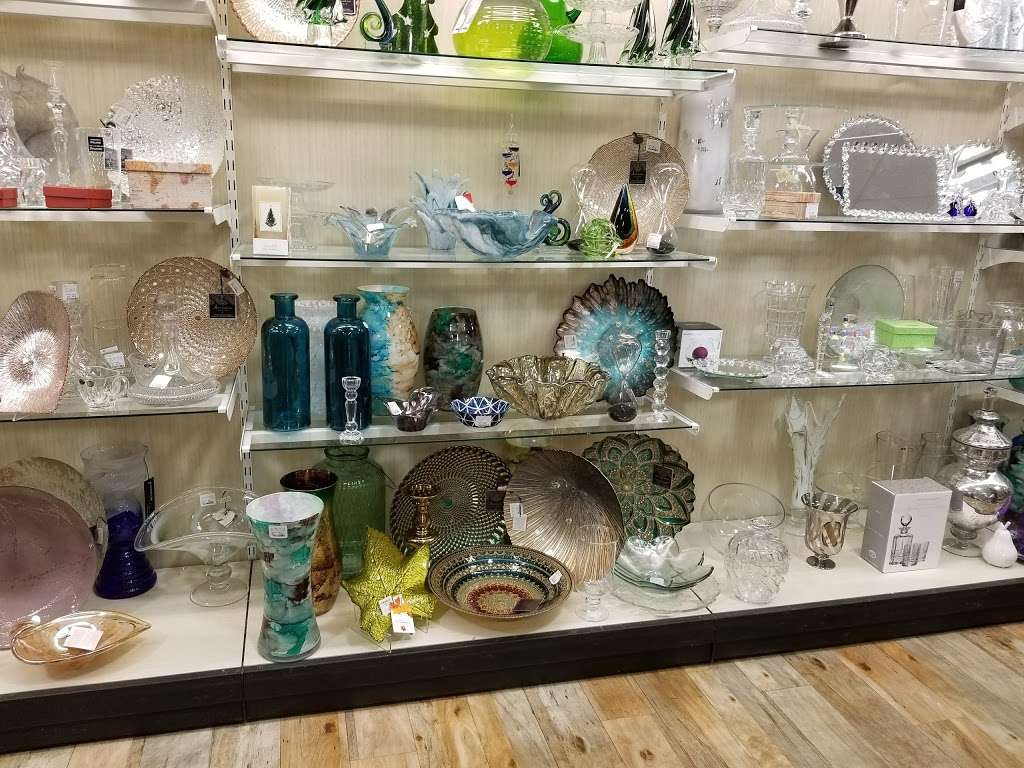 HomeGoods | Adams Dairy Landing, 1310 NE Coronado Dr, Blue Springs, MO 64014, USA | Phone: (816) 220-3698