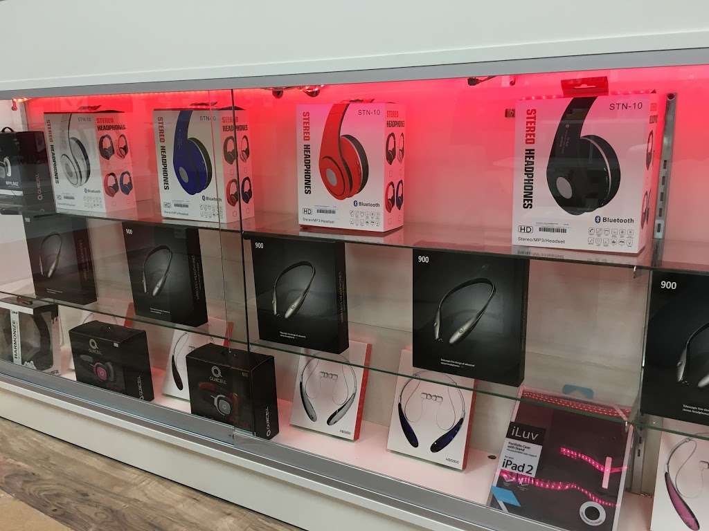 iTouch Repair | 6434 Landsdowne Centre Dr, Alexandria, VA 22315, USA | Phone: (703) 594-4953
