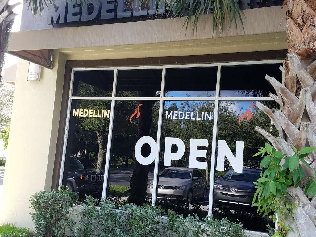Medellin Restaurant | 4631 FL-7 #26, Coral Springs, FL 33067 | Phone: (954) 755-0941