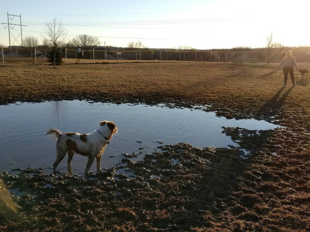 Heflinger Dog Park | Heflinger Park Rd, Omaha, NE 68164, USA | Phone: (402) 444-5920