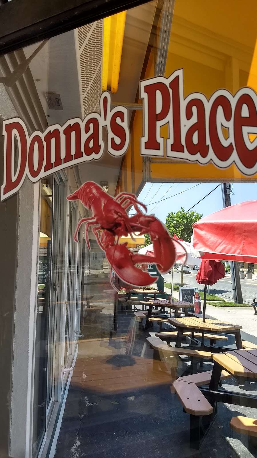 Donnas Place | 10700 3rd Ave, Stone Harbor, NJ 08247 | Phone: (609) 368-7100