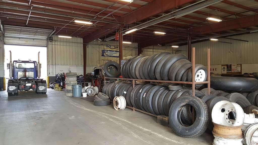 Service Tire Truck Center - Commercial Truck Tires at Millville, | 716 N Wade Blvd, Millville, NJ 08332, USA | Phone: (856) 293-8473
