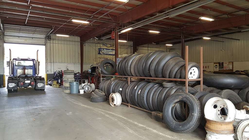 Service Tire Truck Center - Commercial Truck Tires at Millville, | 716 N Wade Blvd, Millville, NJ 08332 | Phone: (856) 293-8473