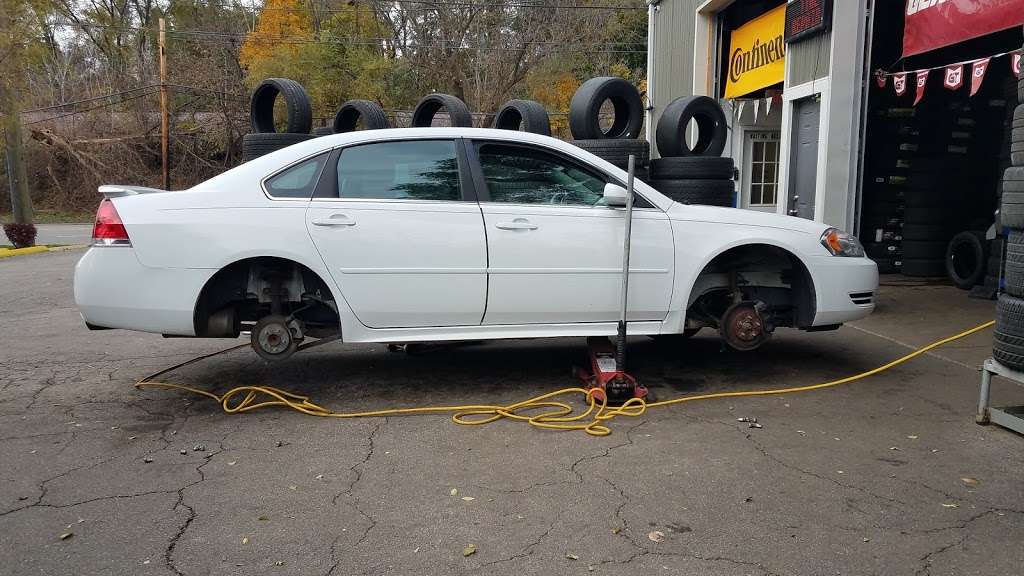 Tornado Tire Shop | 563 N State St, Elgin, IL 60123 | Phone: (847) 608-4900