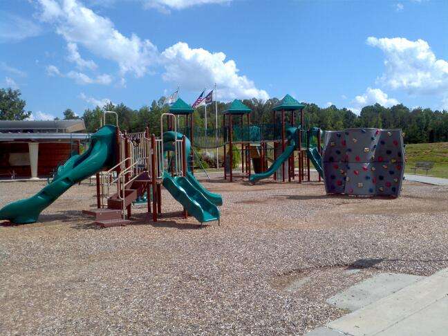 Robert L. Smith District Park | 1604 Little Rock Rd, Charlotte, NC 28214 | Phone: (980) 314-1001