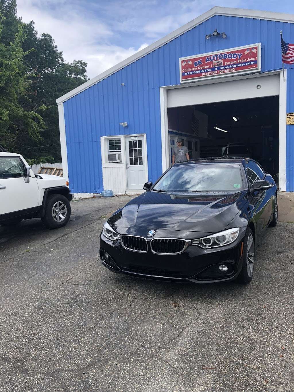 SK Auto Body | 348 Howe St, Methuen, MA 01844, USA | Phone: (978) 686-5752