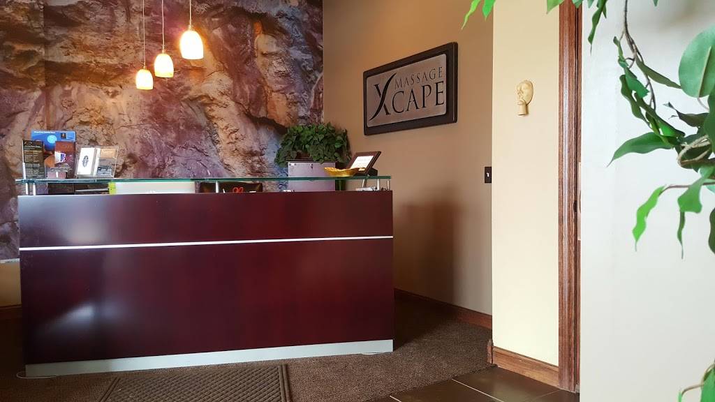 Massage Xcape & Float | 1767 Lexington Ave N, Roseville, MN 55113, USA | Phone: (651) 964-1112