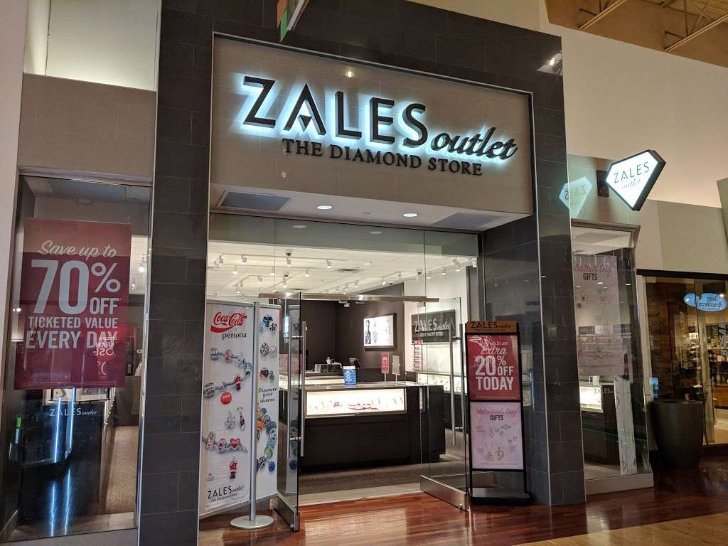 Zales Outlet | 5000 S Arizona Mills Cir, Tempe, AZ 85282, USA | Phone: (480) 897-0806