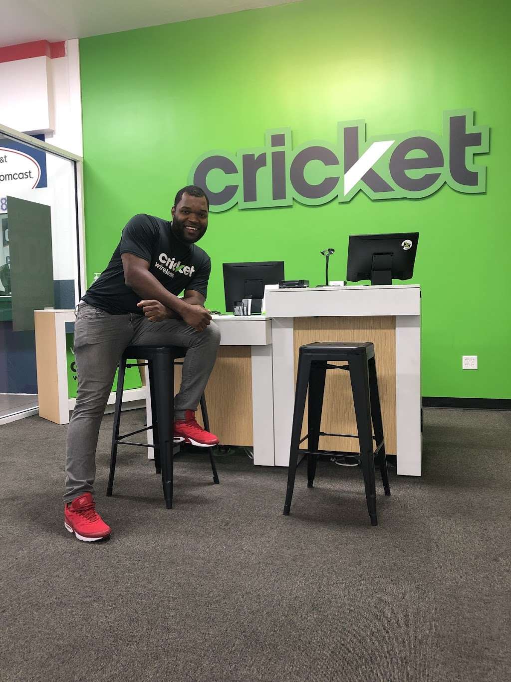 Cricket Wireless Authorized Retailer | 3598 NW 27th Ave, Miami, FL 33142, USA | Phone: (305) 560-5922