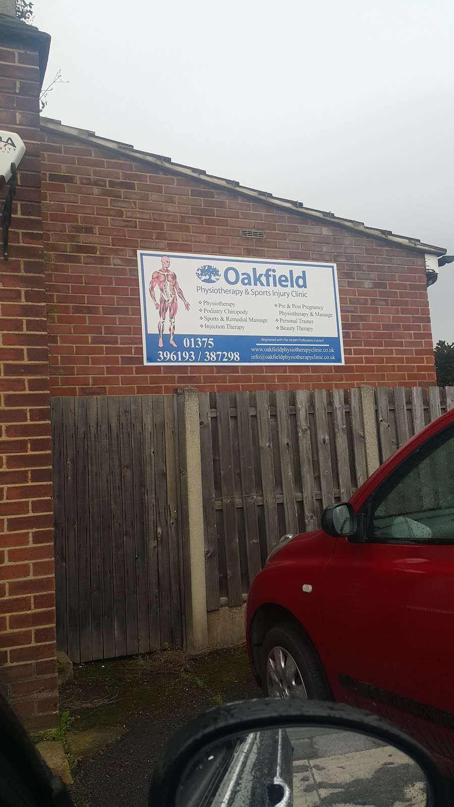 Oakfield Physiotherapy & Sports Injury Clinic | 128 Blackshots Ln, Grays RM16 2LH, UK | Phone: 01375 396193