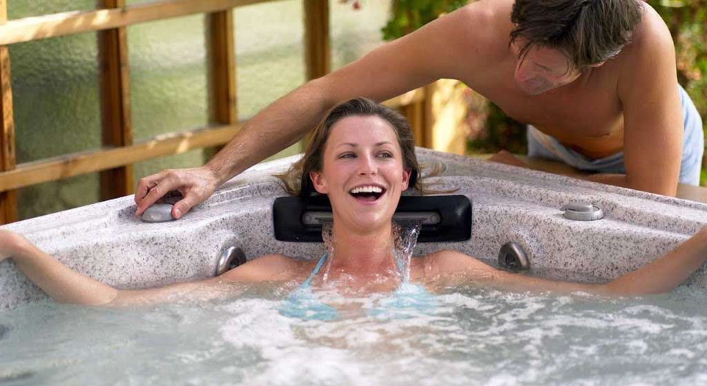 The Hot Tub and Swim Spa Company | Ruxley Manor Garden Centre, Maidstone Rd, Orpington, Sidcup DA14 5BQ, UK | Phone: 020 8300 4003