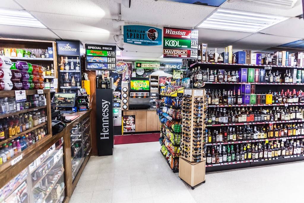 Worlds Liquors | 8108 NW Prairie View Rd, Kansas City, MO 64151, USA | Phone: (816) 587-9082