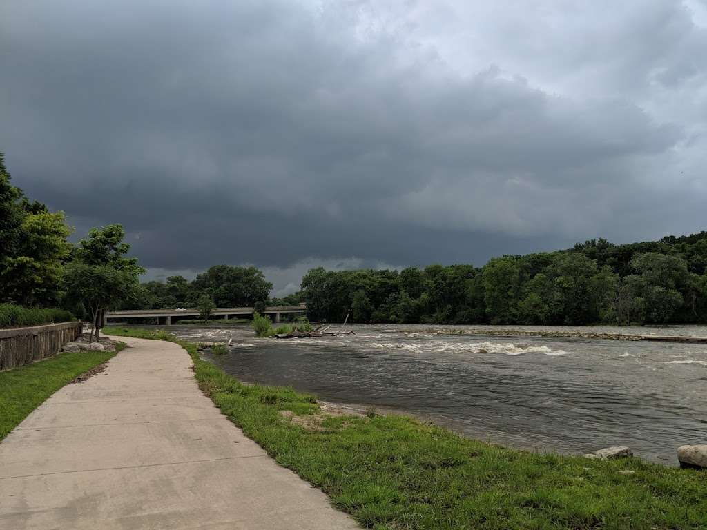 Bicentennial Riverfront Park | 301 E Hydraulic St, Yorkville, IL 60560, USA | Phone: (630) 553-4357