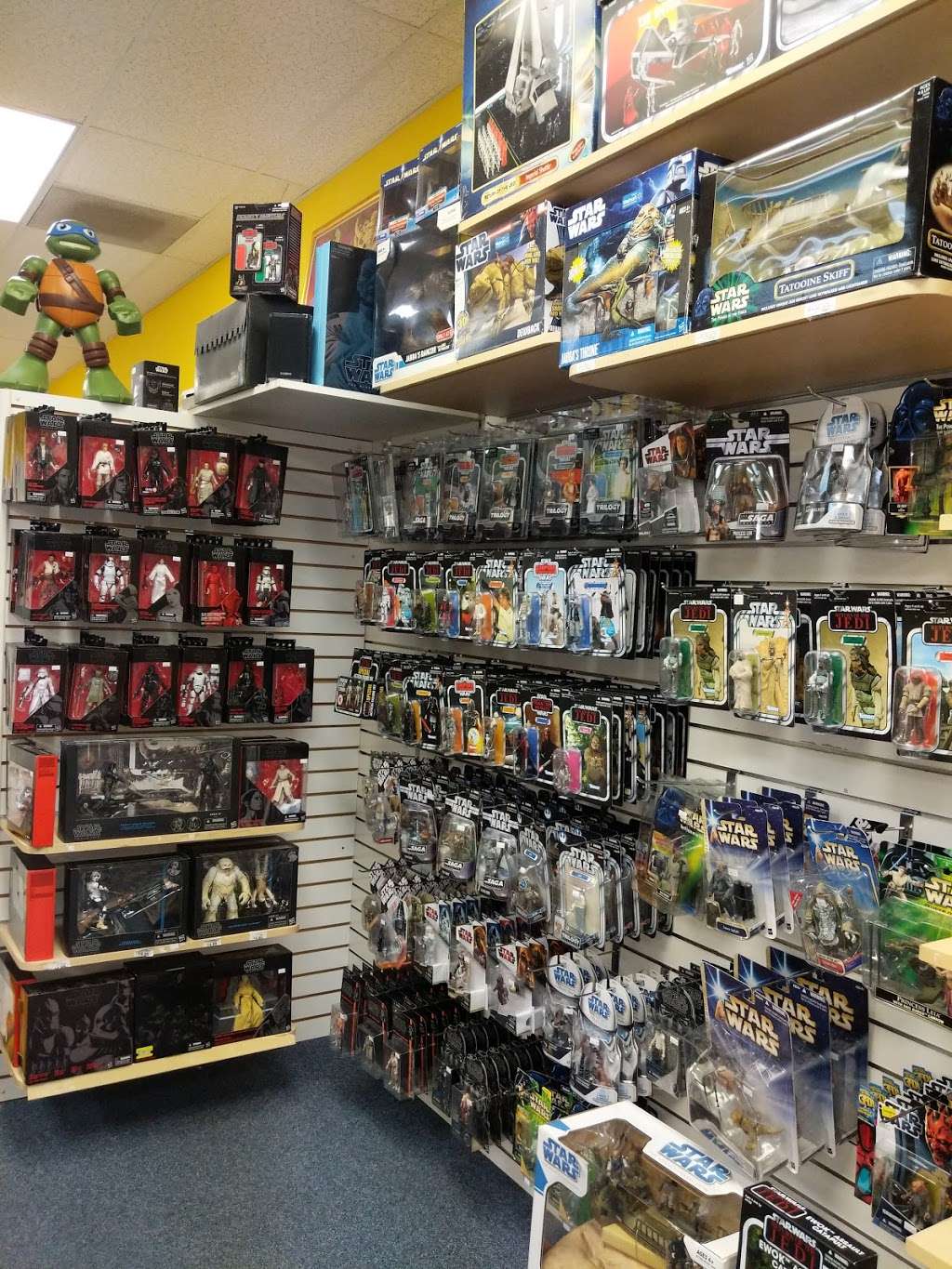 Tosche Station Comics Toys Gaming | 7521 Huntsman Blvd, Springfield, VA 22153 | Phone: (703) 489-2912