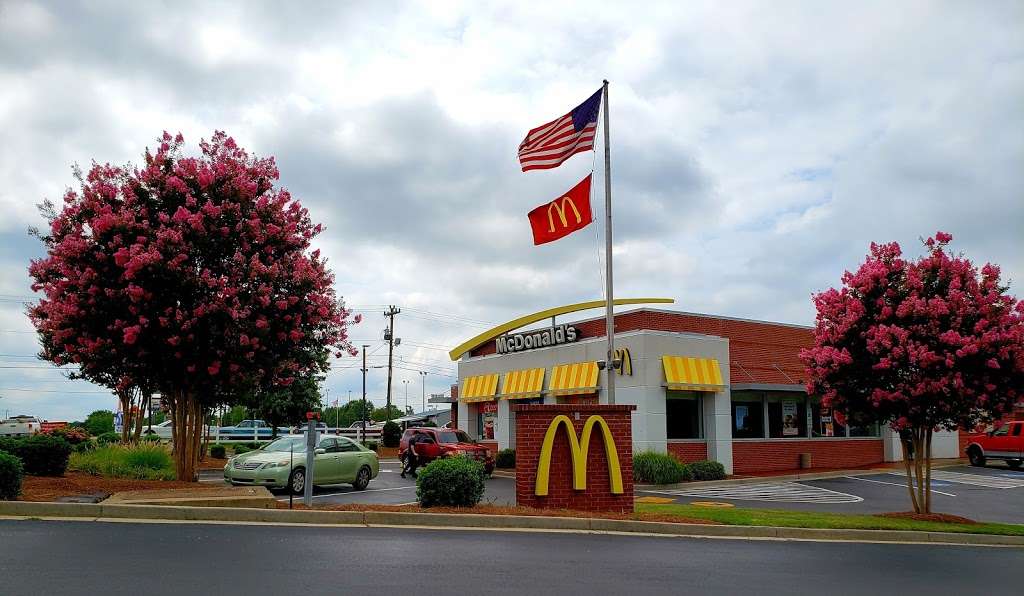 McDonalds | 989 E Liberty St, York, SC 29745, USA | Phone: (803) 684-3417