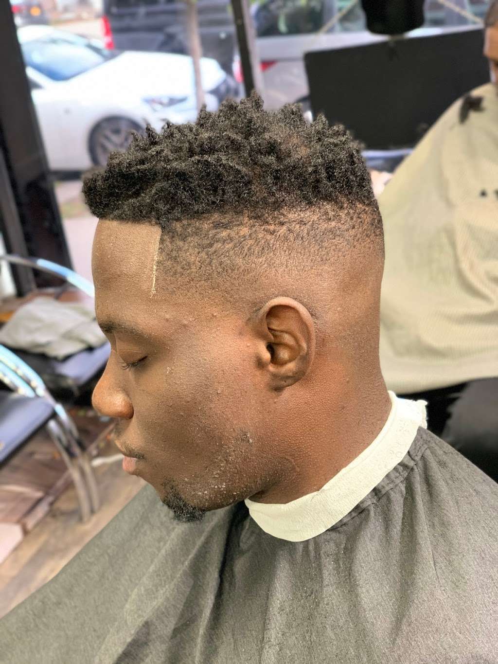 Kold Kutz Barbershop | 246-14 Francis Lewis Blvd, Rosedale, NY 11422, USA | Phone: (718) 527-1200