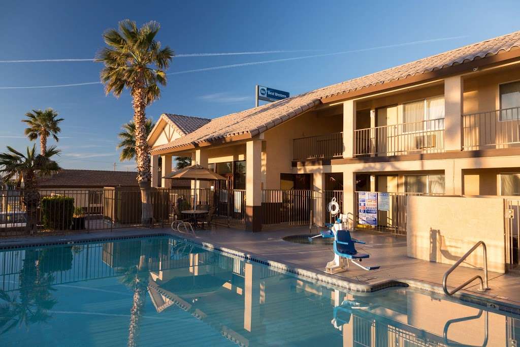 Best Western Desert Winds | 16200 Sierra Hwy, Mojave, CA 93501, USA | Phone: (661) 824-3601