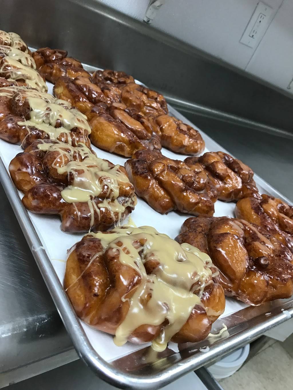 Leo Donuts | 10376 Leo Rd, Fort Wayne, IN 46825 | Phone: (260) 483-3668