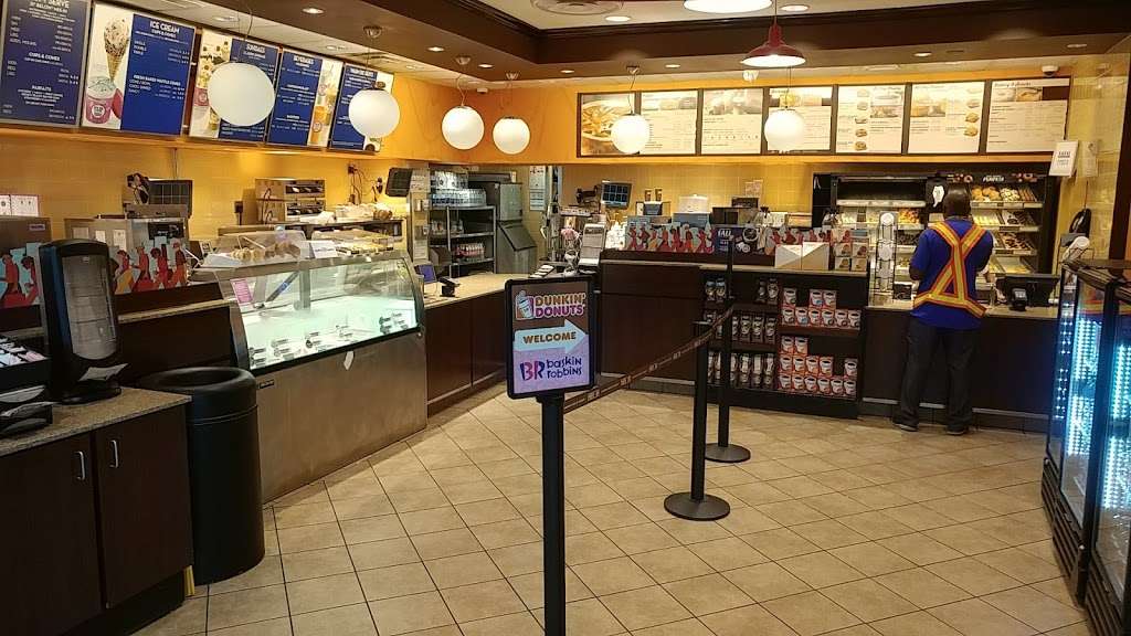 Dunkin Donuts | 7800 Airport Blvd, Houston, TX 77061 | Phone: (713) 640-8601