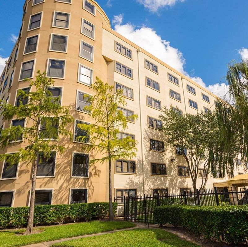 The Towers at Clear Lake Apartments | 18707 Egret Bay Blvd, Houston, TX 77058, USA | Phone: (281) 771-0133