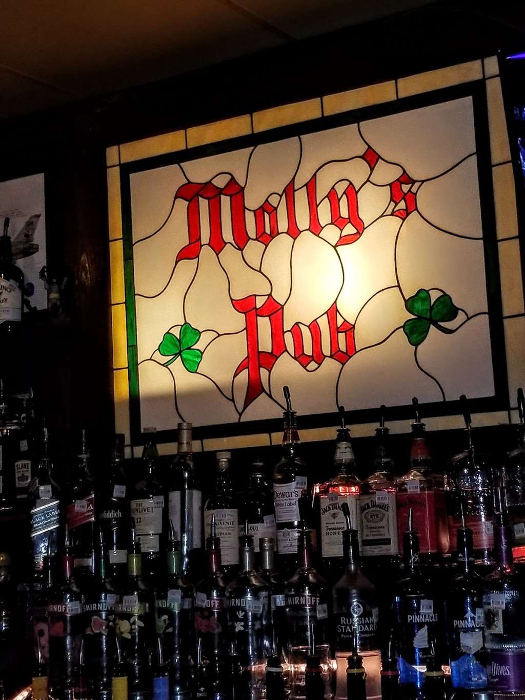 Mollys Pub | 902 Ramada Dr, Houston, TX 77062, USA | Phone: (281) 486-0971