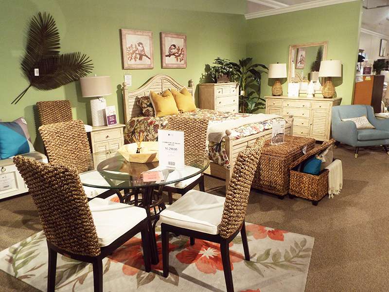 Lifestyle Furniture by Babettes | 8425 US-441 suite 101, Leesburg, FL 34788, USA | Phone: (352) 326-2397