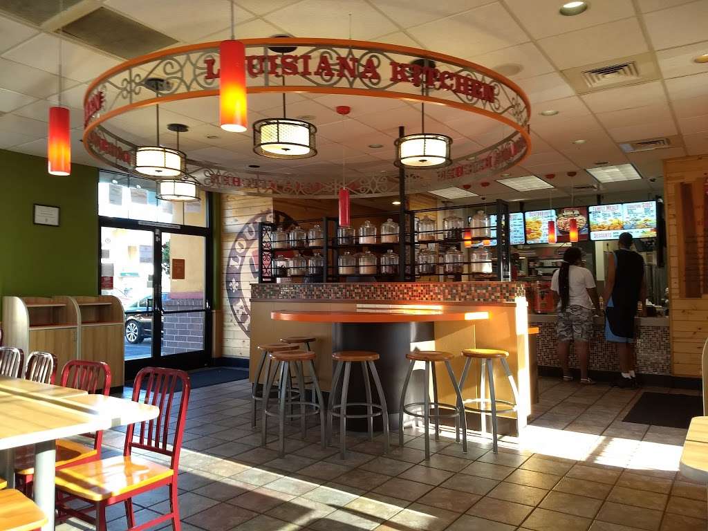 Popeyes Louisiana Kitchen | 1210 Anderson Dr, Suisun City, CA 94585, USA | Phone: (707) 423-1929