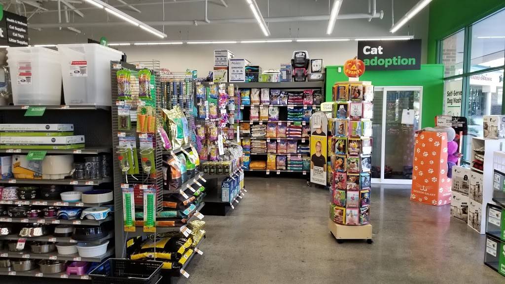 Pet Supplies Plus Omaha | 9725 Q St, Omaha, NE 68127, USA | Phone: (402) 592-6762