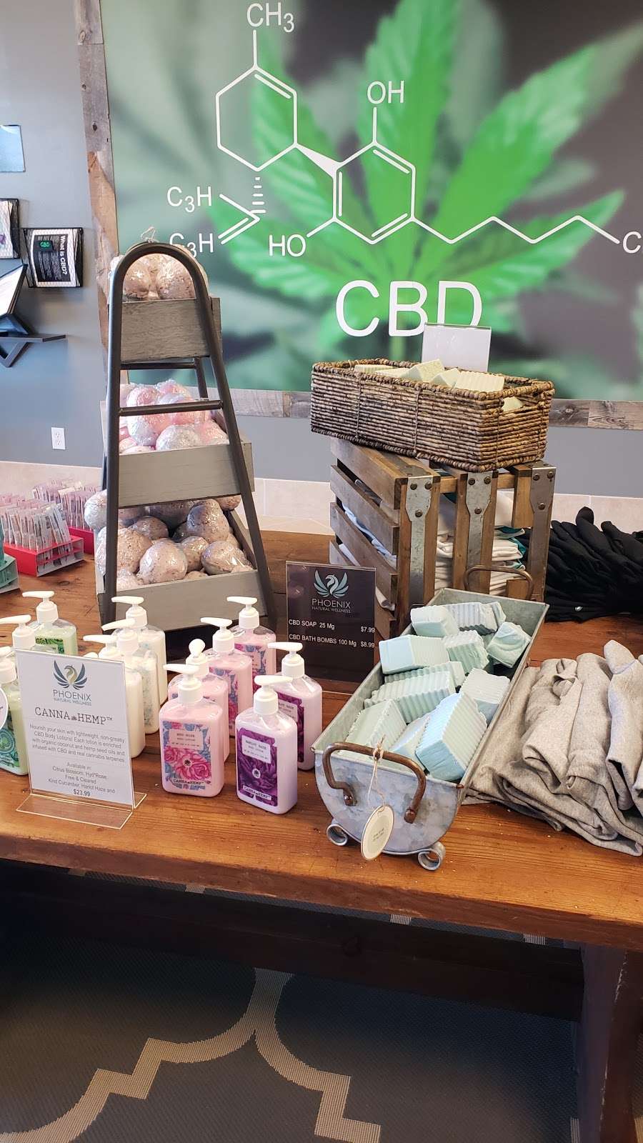 Phoenix Natural Wellness CBD Lenexa | 13342 College Blvd, Lenexa, KS 66210 | Phone: (913) 549-3032