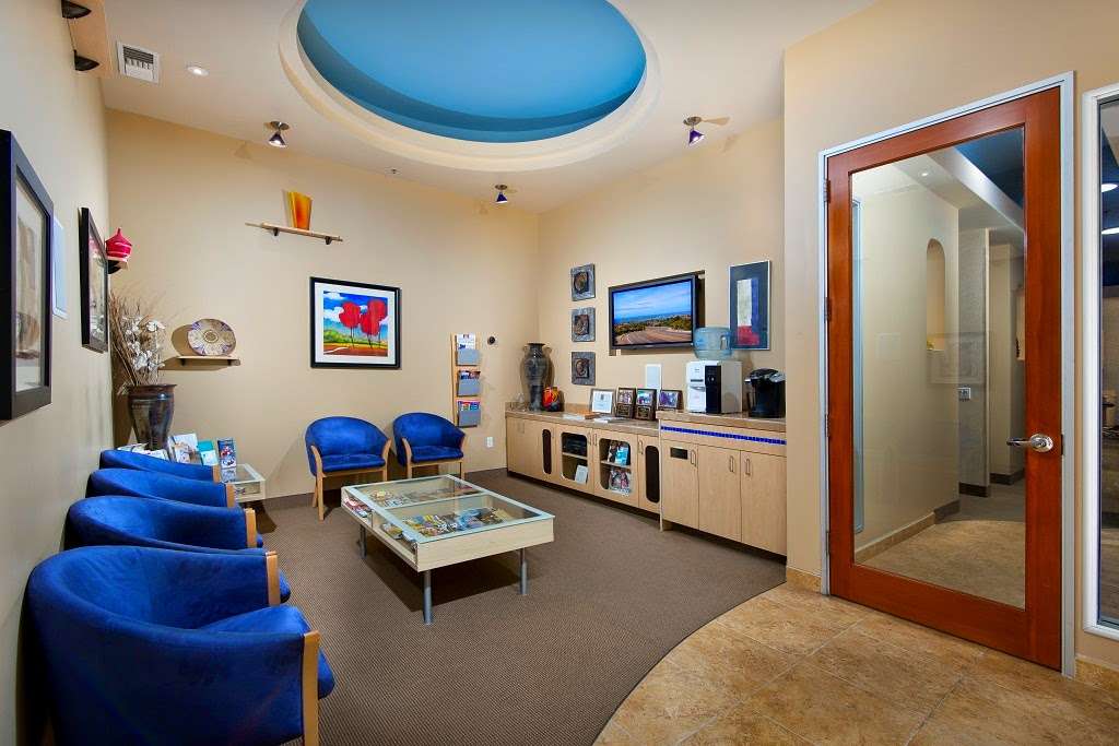 Go Dental | 27560 Newhall Ranch Rd #309, Valencia, CA 91355, USA | Phone: (661) 257-0880