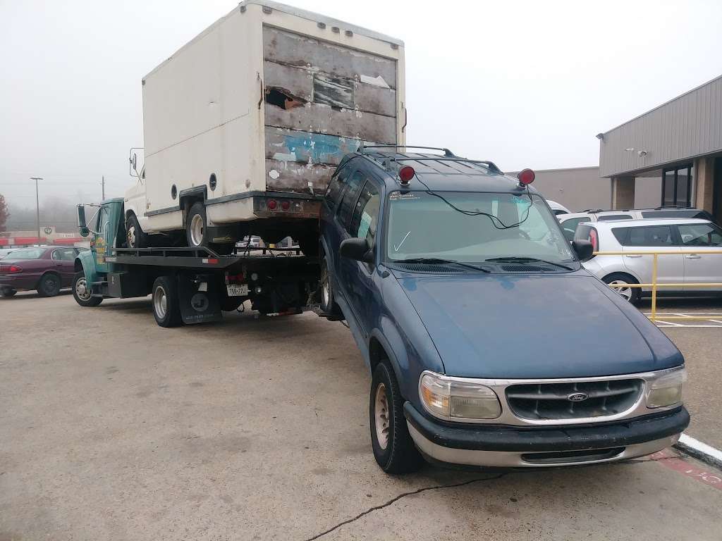 Soto Towing service | 14853 Ledgeview Ct, Balch Springs, TX 75180, USA | Phone: (469) 685-3304