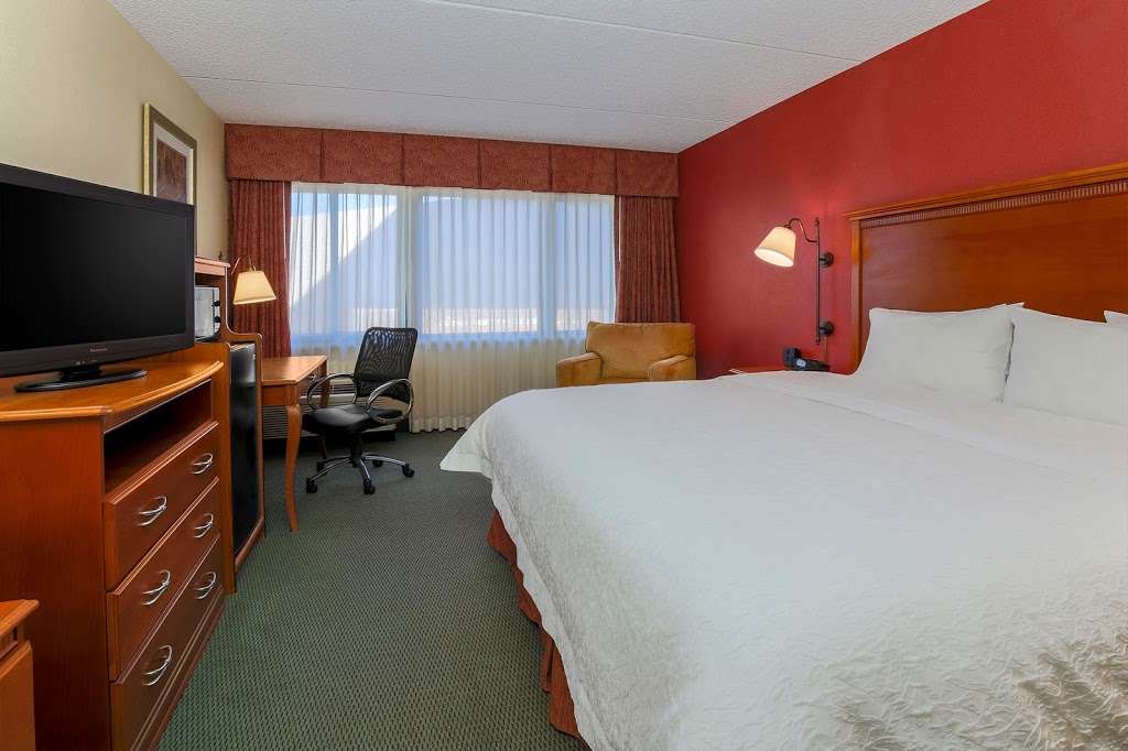 Hotel Lakewood | 3605 S Wadsworth Blvd, Lakewood, CO 80235, USA | Phone: (303) 989-6900