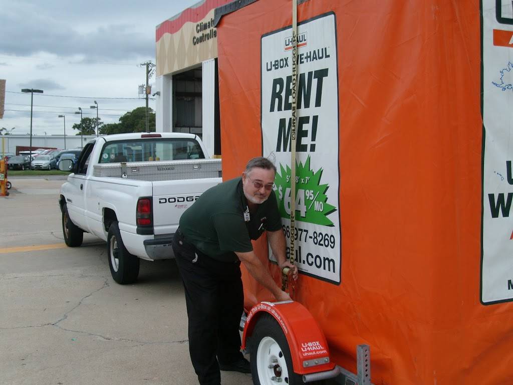 U-Haul Moving & Storage at Town Center | 4950 Virginia Beach Blvd, Virginia Beach, VA 23462, USA | Phone: (757) 499-1432