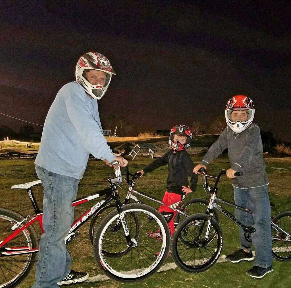 Pearland BMX | 5657 Morning Dove Ln, Alvin, TX 77511 | Phone: (281) 485-0337