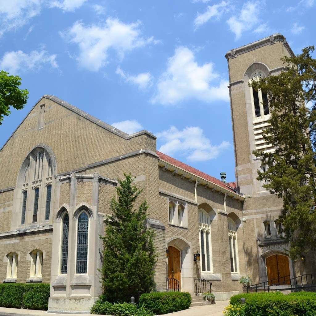 Union Church of Hinsdale | 137 S Garfield St, Hinsdale, IL 60521, USA | Phone: (630) 323-4303