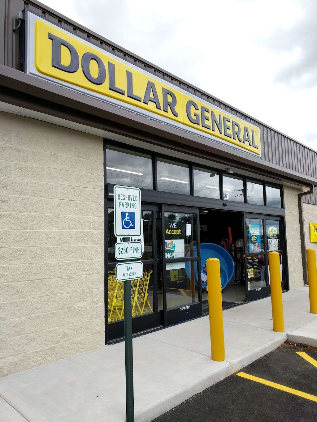 Dollar General | 301 E, IL-115, Herscher, IL 60941, USA | Phone: (815) 421-3105