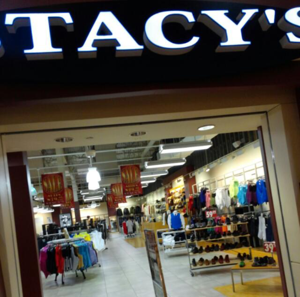 Stacys | 5000 S Arizona Mills Cir # 418, Tempe, AZ 85282 | Phone: (480) 839-1513