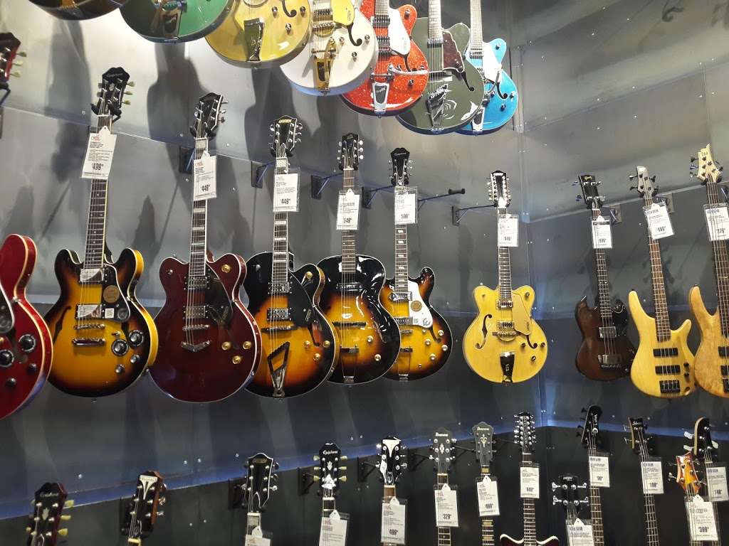 Guitar Center | 240 NJ-17 suite 3 & 4, Paramus, NJ 07652, USA | Phone: (201) 576-9869