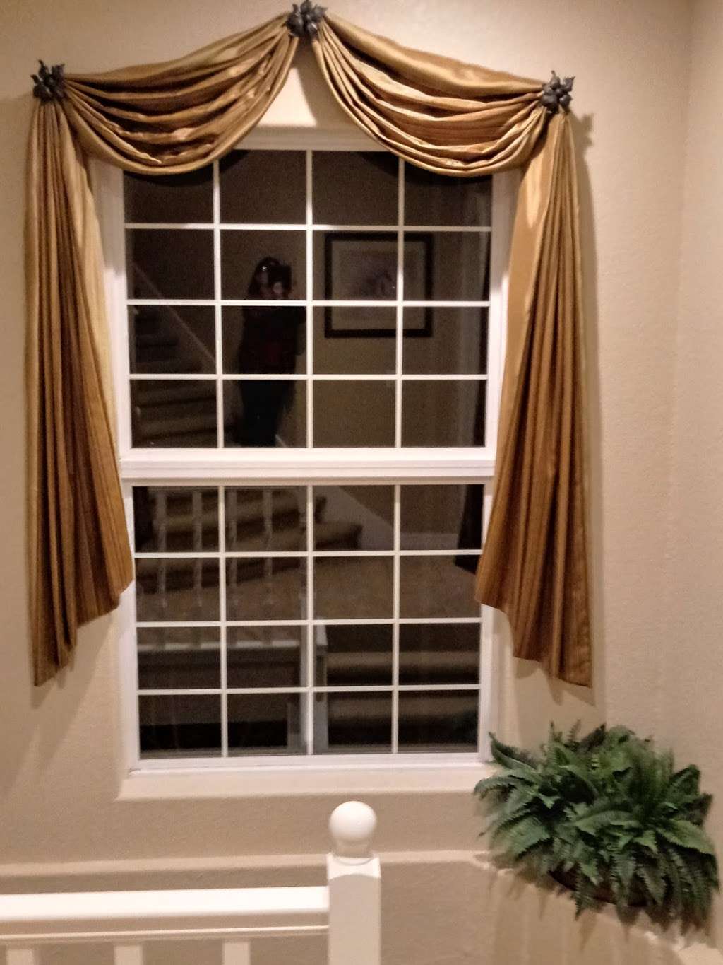 Automated Shade - Custom Drapes, Blinds, Shades, & Parts | 23519 Saxon Way, Hockley, TX 77447, USA | Phone: (281) 252-5141