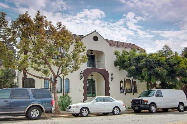 Silver Lake Realtor David Bramante | 1621 Silver Lake Blvd #101, Los Angeles, CA 90026, USA | Phone: (213) 216-3754