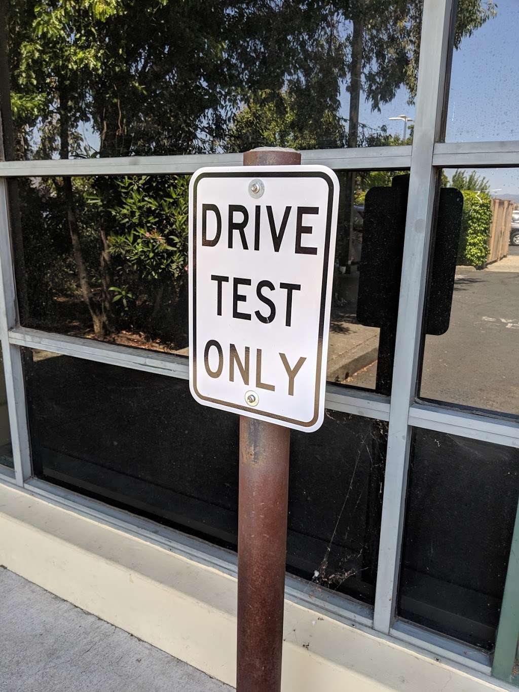 Vacaville DMV | 621 Orange Dr, Vacaville, CA 95687, USA | Phone: (800) 777-0133