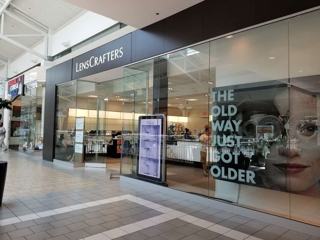 LensCrafters | 400 Commons Way #327, Bridgewater, NJ 08807, USA | Phone: (908) 704-9500