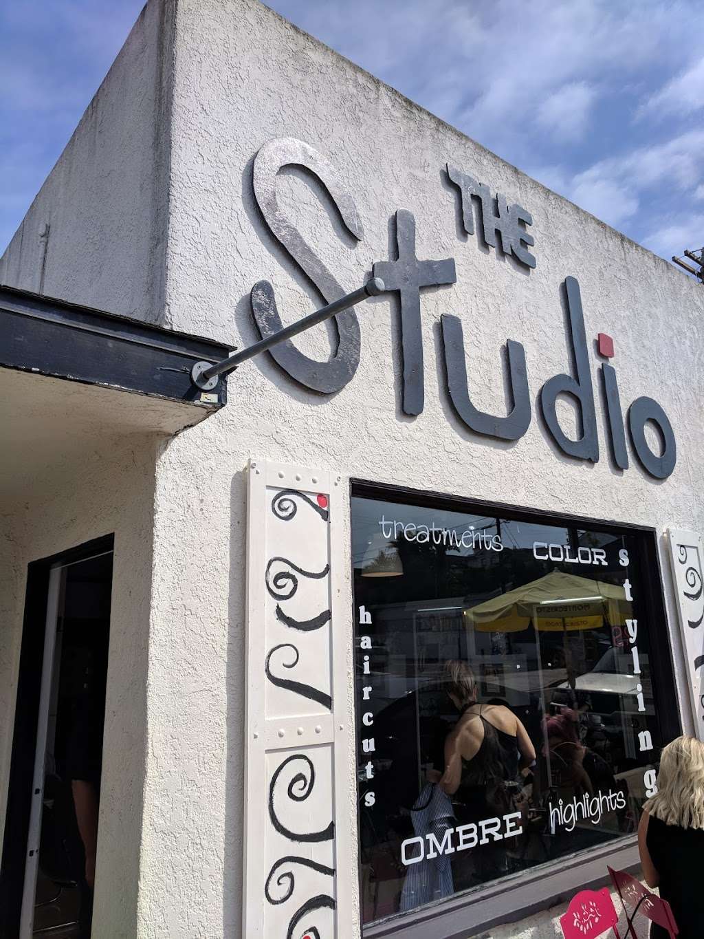 The Studio | 340 Poinsettia Ave, Corona Del Mar, CA 92625, USA | Phone: (949) 698-8017